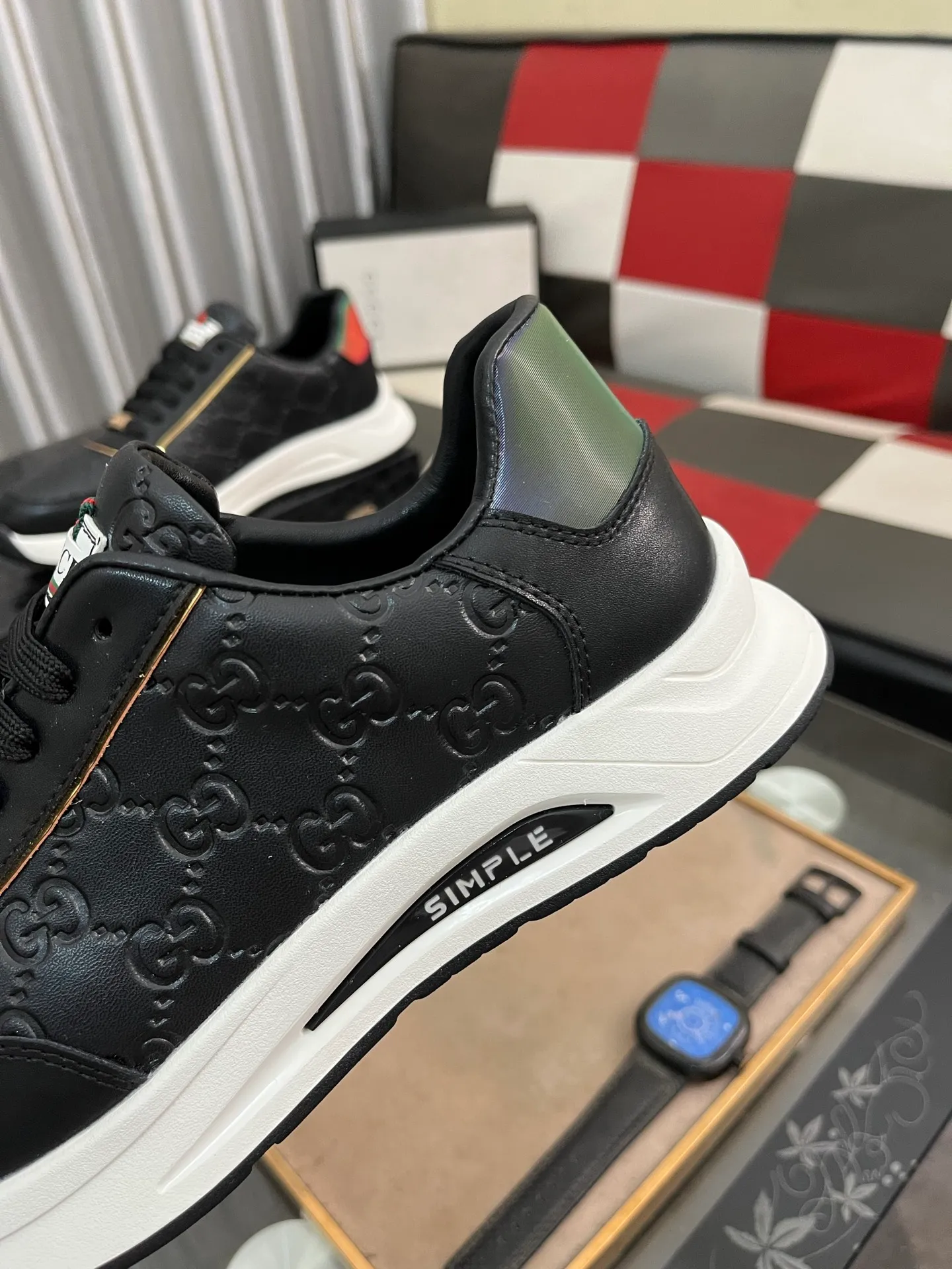 Men's shoes 💰420⌚️⌚️[GUCCI] The latest trendy men's casual shoes, the fabric is made of embossed cowhide imported from Italy, comfortable sheepskin lining + feet, the original outsole is wear-resistant and non-slip, high-level version, exquisite workmanship. Code number: 38-442️⃣Colors available